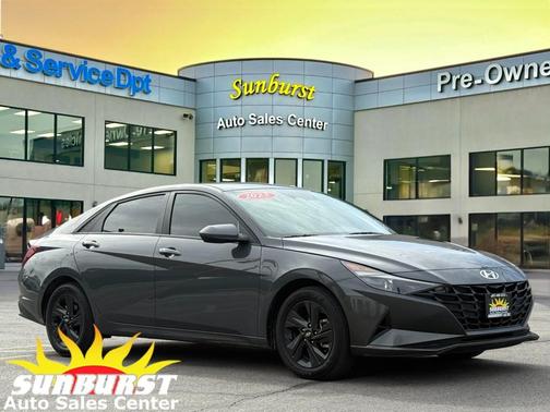 2023 Hyundai ELANTRA SEL