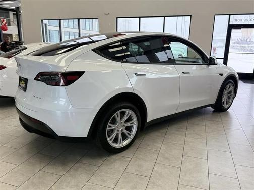 2023 Tesla Model Y Long Range AWD