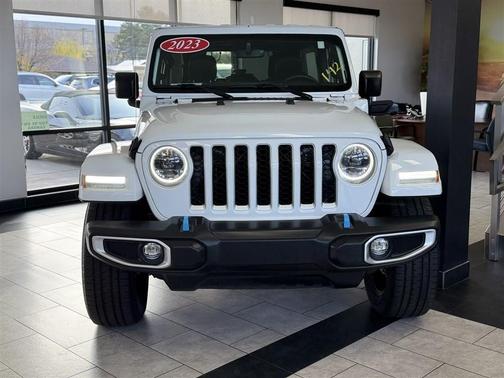 2023 Jeep Wrangler 4xe Sahara