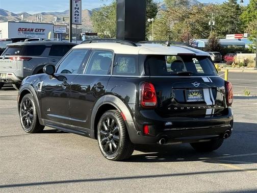 BLACK 2019 MINI Countryman Cooper S ALL4