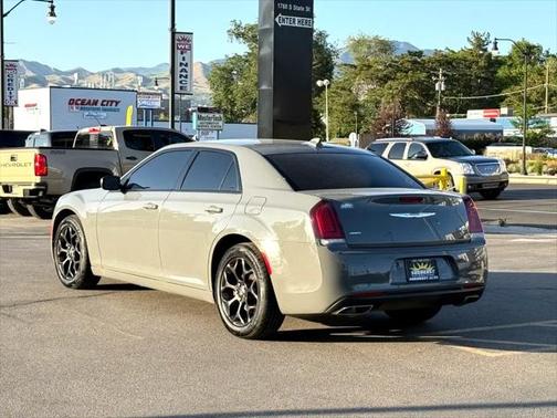 2019 Chrysler 300 S