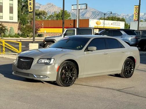 2019 Chrysler 300 S