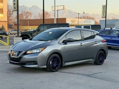 2022 Nissan Leaf S Hatchback