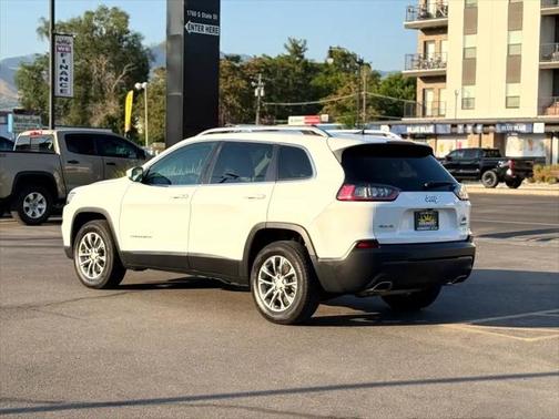 2019 Jeep Cherokee Latitude Plus