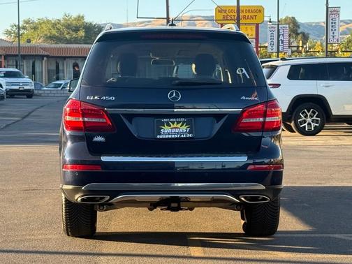 2017 Mercedes-Benz GLS 450 4MATIC