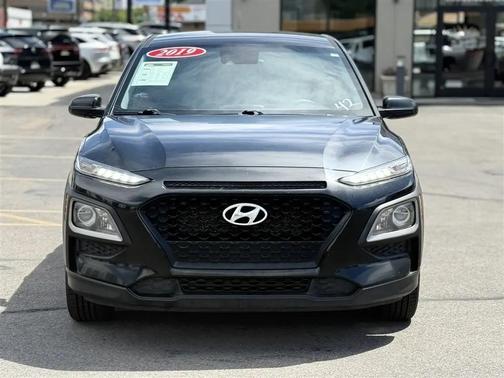 GRAY 2019 Hyundai KONA SE Auto AWD