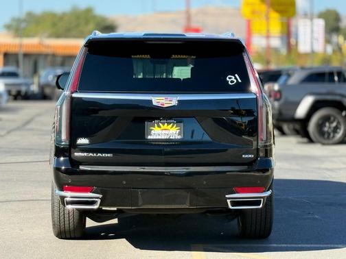 2022 Cadillac Escalade Premium Luxury Platinum
