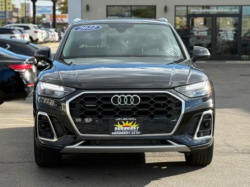 2022 Audi Q5 45 S line Premium Plus