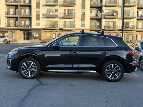 2024 Audi Q5 45 S line Premium Plus