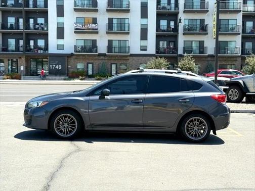 2019 Subaru Impreza 2.0i Premium