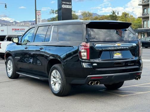 2023 Chevrolet Suburban Premier