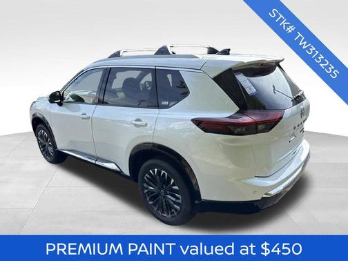 Everest White Pearl Tricoat 2026 Nissan Rogue Platinum