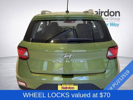 Green Apple 2023 Hyundai VENUE SEL