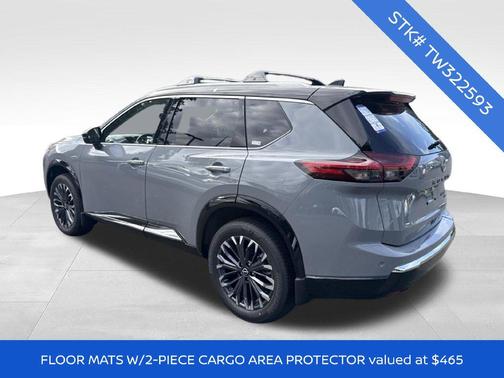 Boulder Gray Pearl/Super Black 2026 Nissan Rogue Platinum