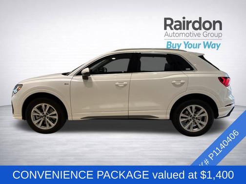 Ibis White 2023 Audi Q3 Premium 45 TFSI S line quattro Tiptronic
