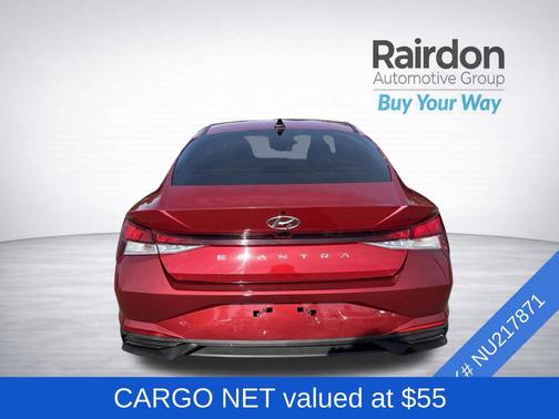 Scarlet Red Pearl 2022 Hyundai ELANTRA SE