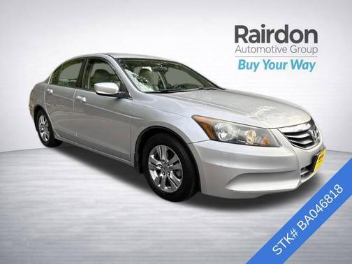 Alabaster Silver Metallic 2011 Honda Accord LX-P