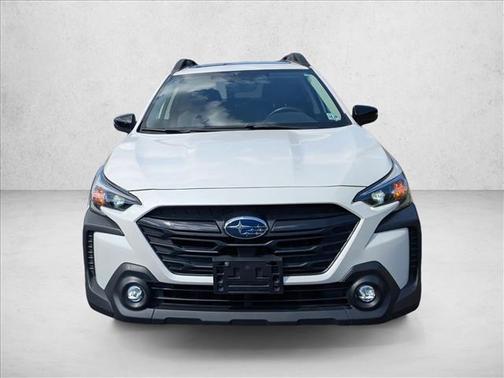 Crystal White Pearl 2025 Subaru Outback Onyx Edition