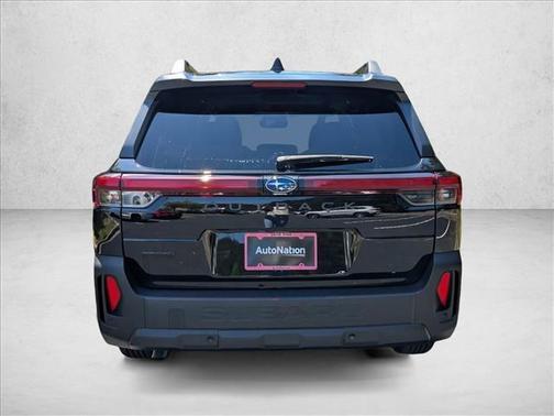 Crystal Black Silica 2026 Subaru Outback Limited