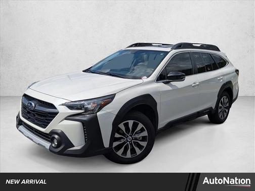 Crystal White Pearl 2023 Subaru Outback Limited