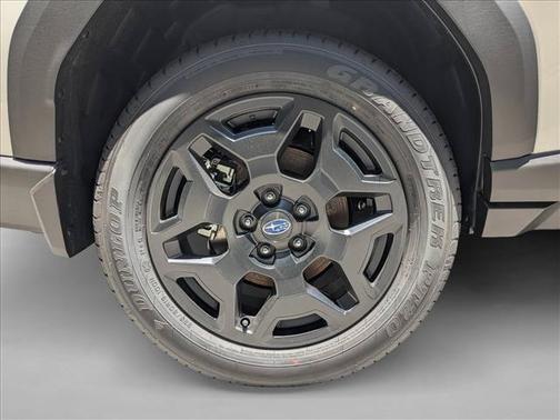 Crystal White Pearl 2026 Subaru Outback Limited