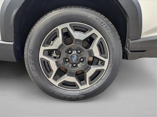 Crystal White Pearl 2026 Subaru Outback Touring