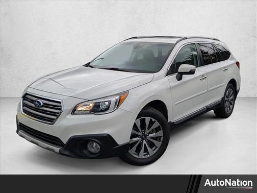 Crystal White Pearl 2017 Subaru Outback 2.5i Touring