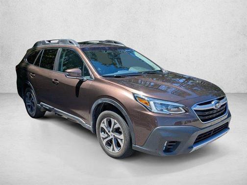 Crystal White Pearl 2017 Subaru Outback 2.5i Touring