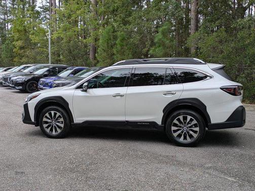 2025 Subaru Outback Touring XT