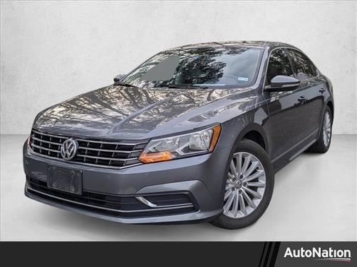 2017 Volkswagen Passat 1.8T SE