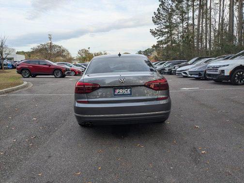 2017 Volkswagen Passat 1.8T SE