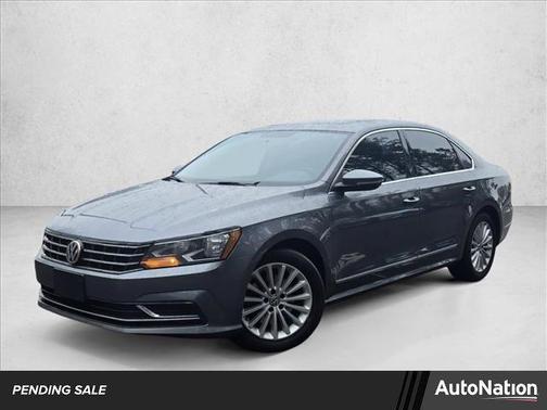 2017 Volkswagen Passat 1.8T SE