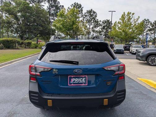 Geyser Blue 2022 Subaru Outback Wilderness