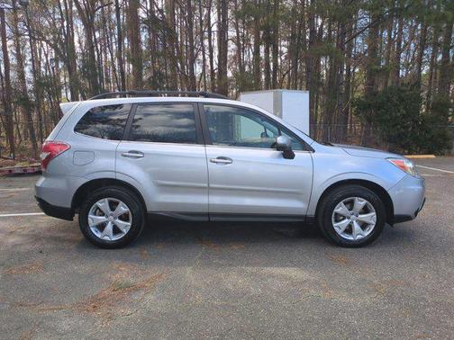 2014 Subaru Forester 2.5i Touring