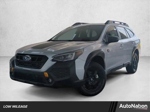 Ice Silver Metallic 2025 Subaru Outback Wilderness