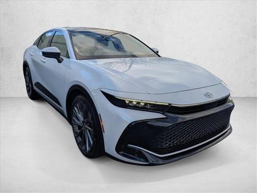 2024 Toyota Crown Limited