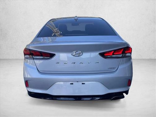 2018 Hyundai SONATA Limited