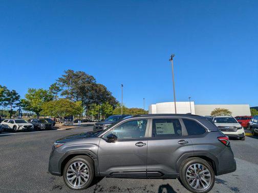 Magnetite Gray Metallic 2026 Subaru Forester Touring