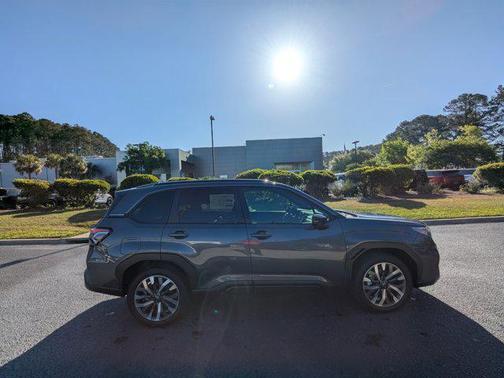 Magnetite Gray Metallic 2026 Subaru Forester Touring