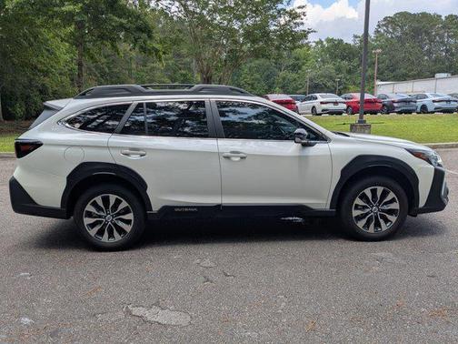 Crystal White Pearl 2024 Subaru Outback Limited