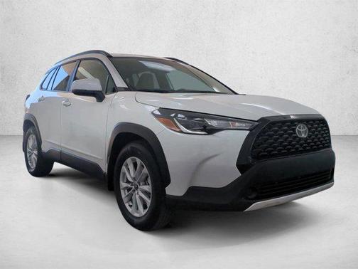 Wind Chill Pearl 2023 Toyota Corolla Cross LE