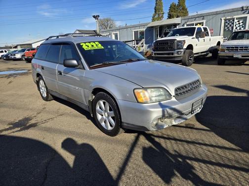 2004 Subaru Outback Base