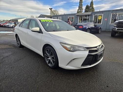 2015 Toyota Camry XSE
