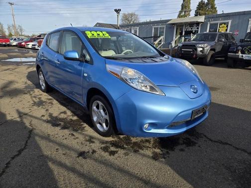 2011 Nissan Leaf SL