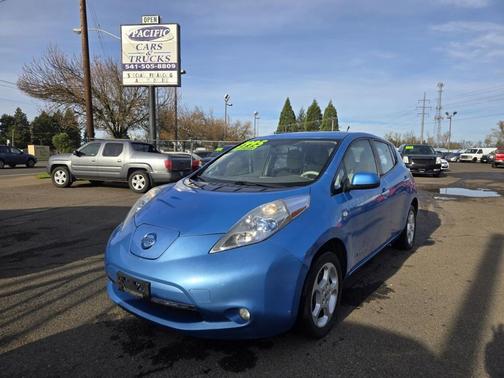 2011 Nissan Leaf SL