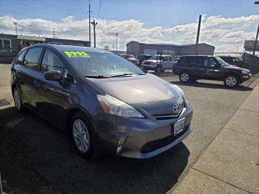 2012 Toyota Prius v Three