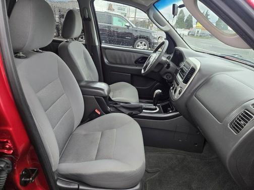 Maroon/Grey 2006 Ford Escape Hybrid Base