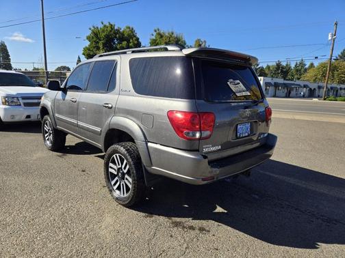 2005 Toyota Sequoia Limited