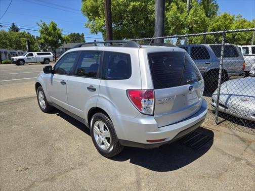 2011 Subaru Forester 2.5 X