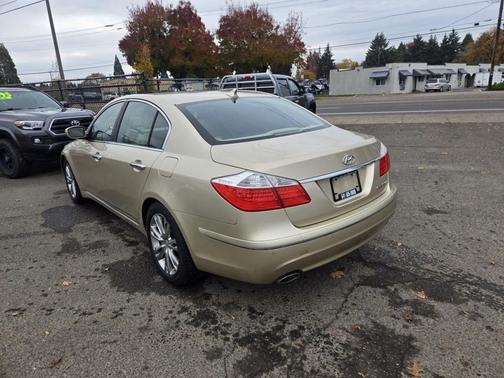 2011 Hyundai Genesis 4.6